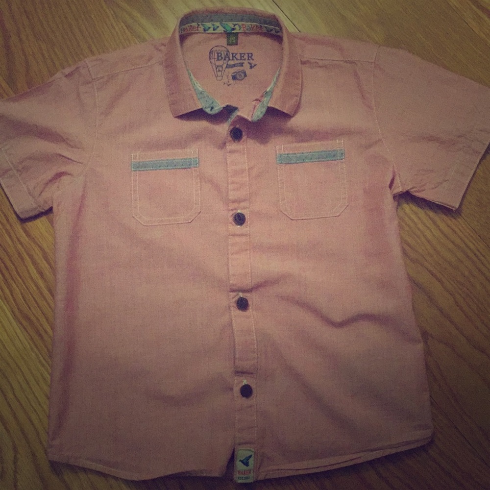 Like-new summer button up from Ted Baker. Age 3-4